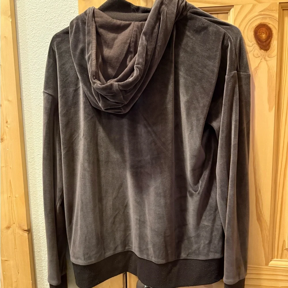 Cozy Dark Brown Bethany Top - Picture 3 of 3